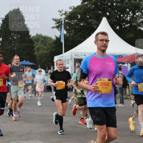 13.09.2026 - Kiel Lauf Andreas Tolksdorf http://msf.ph/oto/10338805 13.09.2026 09:55:19 Kiellinie 11129, 526, 7499, 1, 38, 5982 meine-sportfotos.de