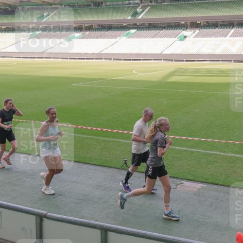 13.09.2026 - 21. swb-Marathon Bremen Michael Burmester http://msf.ph/oto/10338808 13.09.2026 13:17:13 Laufen im Stadion 134, 153, 231, 267, 271, 311, 449, 588, 598, 612, 653, 990, 1057, 1185, 1312, 1424, 1425, 1465, 1539, 1790, 1813, 1825, 1987, 2013, 2067, 2096, 2218, 2259, 2351, 2363, 2381, 2389, 2419, 2468, 2532, 2550, 2562, 2579, 2586, 2601, 2647, 2655, 2664, 2678, 2698, 2778, 2797, 2799, 2821, 2846, 2893, 2974, 2984, 2996, 3001, 3104, 3133, 3180, 3195, 3213, 3237, 3314, 3331, 3337, 3366, 3387, 3421, 3431, 3479, 3486, 3501, 3506, 3512, 3548, 3654 meine-sportfotos.de