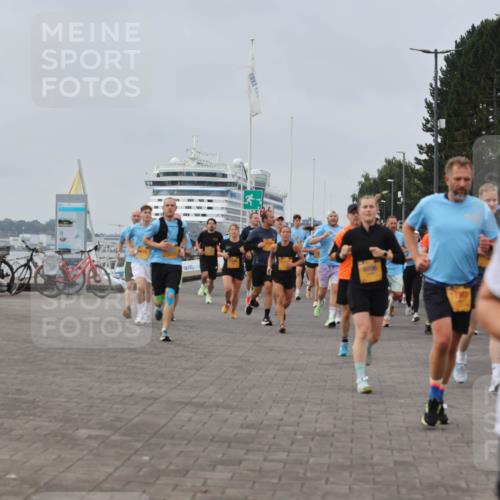 13.09.2026 - Kiel Lauf Andreas Tolksdorf http://msf.ph/oto/10338835 13.09.2026 09:55:23 Kiellinie 1249 meine-sportfotos.de