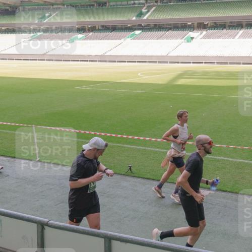 13.09.2026 - 21. swb-Marathon Bremen Michael Burmester http://msf.ph/oto/10338853 13.09.2026 13:17:17 Laufen im Stadion 134, 153, 231, 267, 271, 311, 404, 449, 588, 598, 612, 653, 732, 837, 990, 1057, 1185, 1312, 1424, 1425, 1465, 1539, 1790, 1813, 1825, 1844, 1987, 2013, 2056, 2067, 2096, 2259, 2351, 2358, 2363, 2381, 2389, 2419, 2468, 2532, 2550, 2562, 2579, 2586, 2601, 2647, 2655, 2664, 2678, 2698, 2778, 2797, 2799, 2821, 2846, 2893, 2974, 2984, 2996, 3001, 3104, 3133, 3146, 3180, 3195, 3210, 3213, 3237, 3314, 3331, 3337, 3366, 3387, 3421, 3431, 3479, 3501, 3506, 3512, 3548, 3633, 3654 meine-sportfotos.de