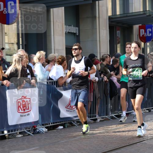 13.09.2026 - 21. swb-Marathon Bremen Strokosch-Dieckow http://msf.ph/oto/10338866 13.09.2026 13:26:33 Ziel 531, 946, 2089, 2779, 3076, 3302, 3510, 3527, 3852, 3893, 4327, 4441, 4598, 4919, 5054, 5689, 5937, 5943, 6289, 6314, 6375, 6455, 6548, 6580, 7027, 7246, 7317, 8112, 8303, 9150, 9511, 9551, 9854, 13097, 1368, 1649, 2434, 2658, 3526, 3603, 3983, 4077, 4723, 5747, 5906, 5934, 5992, 6230, 6548, 6639, 7626, 8817, 9260, 13195 meine-sportfotos.de