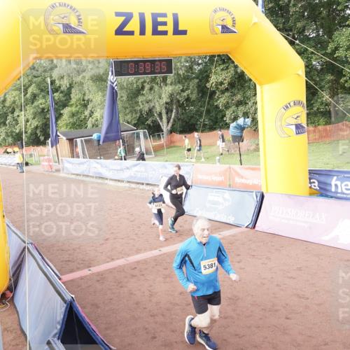 13.09.2026 - Airport Race Dennis Weichert http://msf.ph/oto/10338871 13.09.2026 10:40:09 Ziel 5123, 5124, 5381 meine-sportfotos.de
