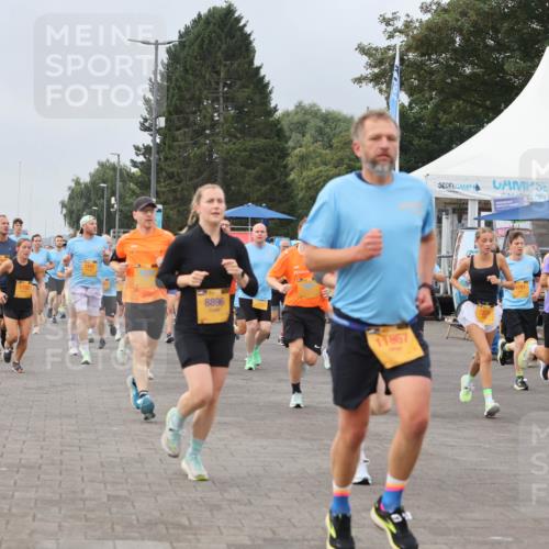 13.09.2026 - Kiel Lauf Andreas Tolksdorf http://msf.ph/oto/10338880 13.09.2026 09:55:24 Kiellinie 8896, 11867, 10010 meine-sportfotos.de