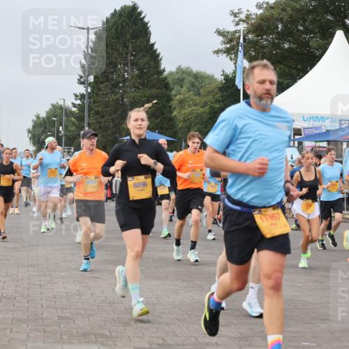 13.09.2026 - Kiel Lauf Andreas Tolksdorf http://msf.ph/oto/10338883 13.09.2026 09:55:24 Kiellinie 1192, 1147, 8896, 12445, 11833, 487, 11867, 761, 10010 meine-sportfotos.de
