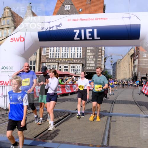 13.09.2026 - 21. swb-Marathon Bremen Tim E. http://msf.ph/oto/10338906 13.09.2026 11:09:02 Ziel 10399, 10469, 10599, 10609, 11053, 11358, 11421, 11434, 11678, 11710, 11718, 11834, 12162, 12256, 12353, 12438, 12517 meine-sportfotos.de