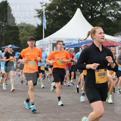 13.09.2026 - Kiel Lauf Andreas Tolksdorf http://msf.ph/oto/10338911 13.09.2026 09:55:25 Kiellinie 1192, 392, 8079, 38, 8896 meine-sportfotos.de
