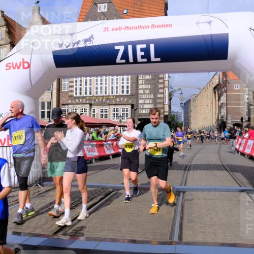 13.09.2026 - 21. swb-Marathon Bremen Tim E. http://msf.ph/oto/10338940 13.09.2026 11:09:02 Ziel 10399, 10469, 10599, 10609, 11053, 11358, 11421, 11434, 11678, 11710, 11718, 11834, 12162, 12256, 12353, 12438, 12517 meine-sportfotos.de