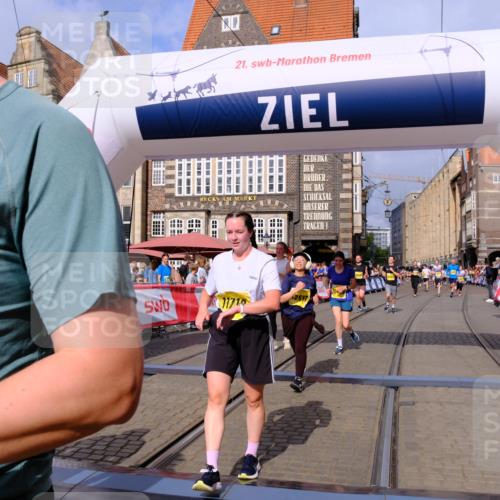 13.09.2026 - 21. swb-Marathon Bremen Tim E. http://msf.ph/oto/10338996 13.09.2026 11:09:04 Ziel 10399, 10469, 10599, 10609, 11053, 11074, 11358, 11421, 11434, 11710, 11718, 11834, 12162, 12256, 12353, 12438, 12517 meine-sportfotos.de