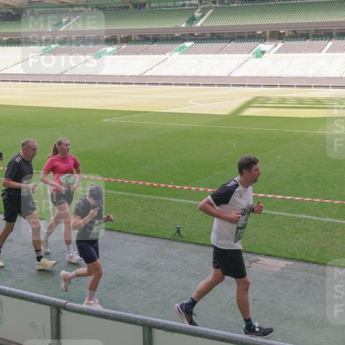 13.09.2026 - 21. swb-Marathon Bremen Michael Burmester http://msf.ph/oto/10339086 13.09.2026 13:17:54 Laufen im Stadion 134, 153, 267, 271, 311, 404, 449, 546, 588, 732, 753, 837, 990, 1057, 1424, 1425, 1539, 1790, 1813, 1825, 1844, 1868, 1987, 2056, 2067, 2096, 2123, 2137, 2259, 2294, 2357, 2358, 2381, 2389, 2419, 2453, 2532, 2550, 2562, 2586, 2601, 2614, 2647, 2655, 2797, 2821, 2849, 2857, 2879, 2880, 2893, 2984, 2996, 2999, 3096, 3100, 3104, 3146, 3180, 3195, 3210, 3213, 3314, 3337, 3366, 3421, 3431, 3476, 3479, 3501, 3506, 3537, 3548, 3633, 3654, 3740, 3879, 4478 meine-sportfotos.de