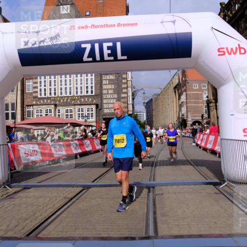 13.09.2026 - 21. swb-Marathon Bremen Tim E. http://msf.ph/oto/10339092 13.09.2026 11:09:14 Ziel 10217, 10455, 10469, 10570, 10599, 10630, 11011, 11053, 11074, 11138, 11434, 11531, 11812, 11905, 12192, 12256, 12353, 12438, 12517, 12554 meine-sportfotos.de