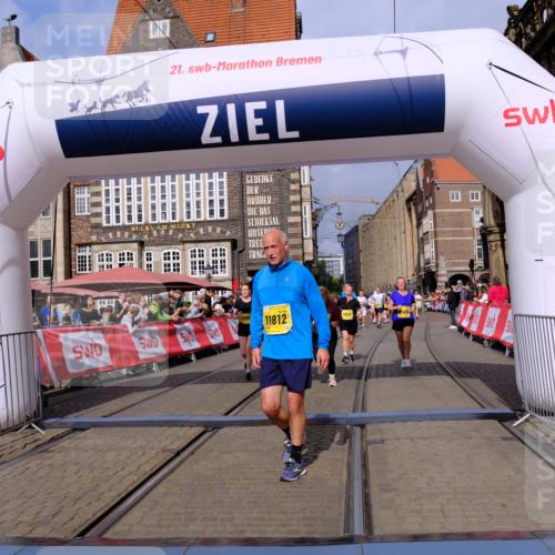 13.09.2026 - 21. swb-Marathon Bremen Tim E. http://msf.ph/oto/10339100 13.09.2026 11:09:14 Ziel 10217, 10455, 10469, 10570, 10599, 10630, 11011, 11053, 11074, 11138, 11434, 11531, 11812, 11905, 12192, 12256, 12353, 12438, 12517, 12554 meine-sportfotos.de