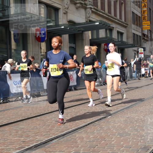13.09.2026 - 21. swb-Marathon Bremen Strokosch-Dieckow http://msf.ph/oto/10339114 13.09.2026 11:06:15 Ziel 10323, 10376, 10654, 10795, 10849, 10852, 10853, 10989, 11021, 11028, 11240, 11340, 11374, 11432, 11729, 12146, 12217, 12485, 10204, 10375, 10376, 10382, 10619, 10662, 10681, 10682, 11029, 11132, 11156, 11164, 11460, 11477, 11674, 11690, 11775, 11786, 11849, 12186, 12479, 12486 meine-sportfotos.de