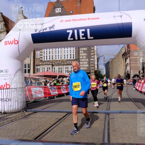 13.09.2026 - 21. swb-Marathon Bremen Tim E. http://msf.ph/oto/10339124 13.09.2026 11:09:15 Ziel 10217, 10321, 10455, 10469, 10570, 10599, 10630, 11011, 11053, 11074, 11138, 11434, 11531, 11812, 11905, 12192, 12256, 12353, 12438, 12517, 12554 meine-sportfotos.de