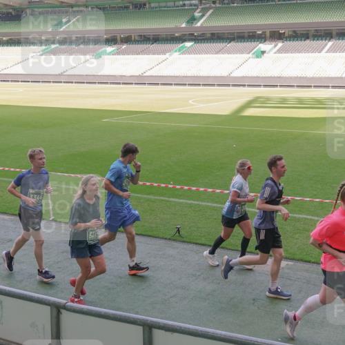 13.09.2026 - 21. swb-Marathon Bremen Michael Burmester http://msf.ph/oto/10339126 13.09.2026 13:18:01 Laufen im Stadion 134, 267, 271, 311, 404, 449, 486, 546, 588, 732, 753, 837, 921, 990, 1057, 1424, 1425, 1431, 1765, 1790, 1813, 1825, 1844, 1868, 1987, 2056, 2067, 2096, 2123, 2137, 2259, 2294, 2357, 2358, 2381, 2389, 2419, 2453, 2532, 2550, 2562, 2586, 2601, 2614, 2647, 2655, 2797, 2821, 2849, 2857, 2879, 2880, 2893, 2984, 2996, 2999, 3096, 3100, 3104, 3146, 3180, 3195, 3210, 3213, 3314, 3337, 3366, 3421, 3431, 3476, 3479, 3501, 3506, 3537, 3548, 3619, 3633, 3654, 3740, 3879, 4478 meine-sportfotos.de