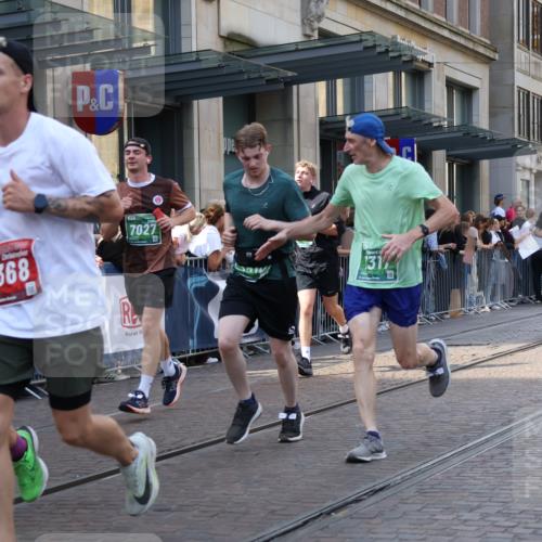 13.09.2026 - 21. swb-Marathon Bremen Strokosch-Dieckow http://msf.ph/oto/10339127 13.09.2026 13:26:39 Ziel 531, 946, 1493, 1494, 2089, 2454, 3076, 3302, 3510, 3527, 3893, 4121, 4327, 4397, 4441, 4563, 4598, 4919, 5054, 5689, 5937, 5943, 6314, 6455, 6580, 7027, 7072, 7246, 7317, 8112, 8303, 9150, 9511, 9551, 9854, 9878, 13097, 1368, 1649, 2434, 2658, 2779, 3526, 3603, 3852, 4077, 4598, 5747, 5992, 6230, 6289, 6375, 6548, 6639, 7626, 8817, 9260, 13195 meine-sportfotos.de