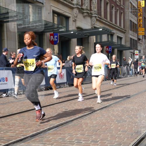 13.09.2026 - 21. swb-Marathon Bremen Strokosch-Dieckow http://msf.ph/oto/10339128 13.09.2026 11:06:15 Ziel 10323, 10376, 10654, 10795, 10849, 10852, 10853, 10989, 11021, 11028, 11240, 11340, 11374, 11432, 11729, 12146, 12217, 12485, 10204, 10375, 10376, 10382, 10619, 10662, 10681, 10682, 11029, 11132, 11156, 11164, 11460, 11477, 11674, 11690, 11775, 11786, 11849, 12186, 12479, 12486 meine-sportfotos.de