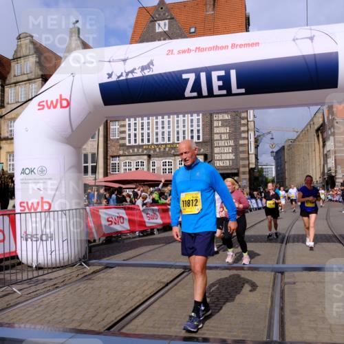 13.09.2026 - 21. swb-Marathon Bremen Tim E. http://msf.ph/oto/10339140 13.09.2026 11:09:15 Ziel 10217, 10321, 10455, 10469, 10570, 10599, 10630, 11011, 11053, 11074, 11138, 11434, 11531, 11812, 11905, 12192, 12256, 12353, 12438, 12517, 12554 meine-sportfotos.de