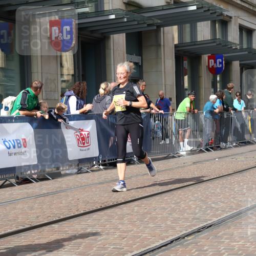 13.09.2026 - 21. swb-Marathon Bremen Strokosch-Dieckow http://msf.ph/oto/10339154 13.09.2026 11:06:17 Ziel 10323, 10654, 10795, 10849, 10852, 10853, 10989, 11021, 11028, 11240, 11370, 11374, 11432, 11729, 12146, 12217, 12219, 12485, 10204, 10375, 10376, 10619, 10662, 10681, 10682, 11029, 11132, 11156, 11340, 11374, 11432, 11460, 11674, 11690, 11775, 11786, 11849, 12186, 12479, 12486 meine-sportfotos.de