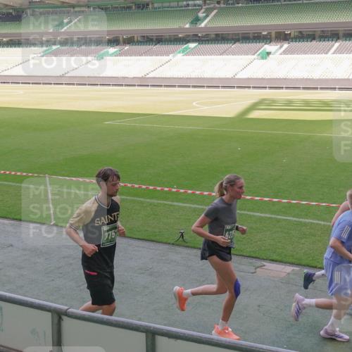 13.09.2026 - 21. swb-Marathon Bremen Michael Burmester http://msf.ph/oto/10339155 13.09.2026 13:18:05 Laufen im Stadion 134, 267, 271, 311, 404, 449, 486, 546, 588, 732, 753, 837, 921, 1057, 1424, 1425, 1431, 1765, 1790, 1813, 1825, 1844, 1868, 1987, 2056, 2067, 2096, 2123, 2137, 2294, 2357, 2358, 2381, 2389, 2419, 2453, 2532, 2550, 2562, 2586, 2601, 2614, 2647, 2655, 2797, 2821, 2849, 2857, 2879, 2880, 2893, 2944, 2984, 2999, 3096, 3100, 3104, 3146, 3180, 3195, 3210, 3213, 3285, 3314, 3337, 3366, 3421, 3431, 3476, 3479, 3506, 3537, 3548, 3619, 3633, 3654, 3740, 3879, 4478 meine-sportfotos.de