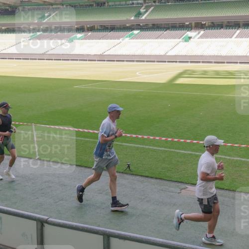 13.09.2026 - 21. swb-Marathon Bremen Michael Burmester http://msf.ph/oto/10339165 13.09.2026 13:18:07 Laufen im Stadion 134, 267, 271, 311, 404, 449, 486, 546, 588, 732, 753, 837, 921, 1057, 1424, 1425, 1431, 1765, 1790, 1813, 1825, 1844, 1868, 1987, 2056, 2067, 2096, 2123, 2137, 2294, 2357, 2358, 2381, 2389, 2419, 2453, 2532, 2550, 2562, 2586, 2601, 2614, 2622, 2647, 2655, 2797, 2821, 2849, 2857, 2879, 2880, 2893, 2944, 2984, 2999, 3096, 3100, 3104, 3146, 3180, 3195, 3210, 3213, 3285, 3287, 3314, 3337, 3366, 3421, 3431, 3476, 3479, 3506, 3537, 3548, 3619, 3633, 3654, 3740, 3879, 4478 meine-sportfotos.de