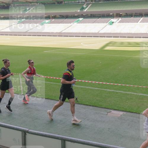 13.09.2026 - 21. swb-Marathon Bremen Michael Burmester http://msf.ph/oto/10339208 13.09.2026 13:18:17 Laufen im Stadion 311, 404, 449, 486, 546, 588, 732, 753, 837, 921, 1057, 1424, 1425, 1431, 1506, 1765, 1790, 1813, 1844, 1868, 2056, 2067, 2096, 2123, 2137, 2224, 2294, 2357, 2358, 2389, 2419, 2453, 2532, 2550, 2557, 2586, 2601, 2614, 2622, 2647, 2655, 2786, 2821, 2845, 2849, 2857, 2879, 2880, 2893, 2944, 2984, 2999, 3072, 3096, 3100, 3104, 3146, 3180, 3195, 3210, 3213, 3285, 3287, 3314, 3337, 3421, 3431, 3476, 3479, 3506, 3537, 3548, 3619, 3633, 3654, 3740, 3879, 4478 meine-sportfotos.de