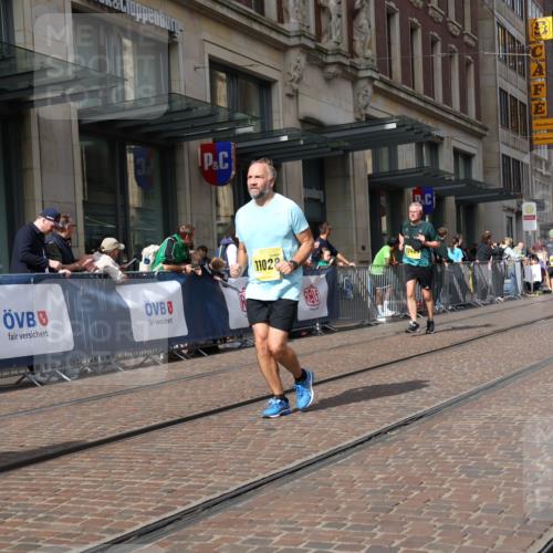 13.09.2026 - 21. swb-Marathon Bremen Strokosch-Dieckow http://msf.ph/oto/10339214 13.09.2026 11:06:19 Ziel 10323, 10654, 10795, 10849, 10852, 10853, 10989, 11021, 11028, 11066, 11240, 11370, 12124, 12146, 12217, 12219, 12249, 12485, 10204, 10375, 10376, 10662, 10681, 10682, 11029, 11156, 11340, 11374, 11432, 11460, 11674, 11690, 11729, 11775, 11786, 11849, 12479, 12486 meine-sportfotos.de