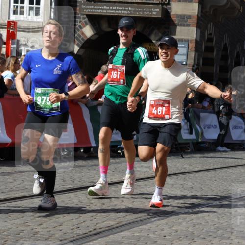 13.09.2026 - 21. swb-Marathon Bremen Strokosch-Dieckow http://msf.ph/oto/10339226 13.09.2026 13:20:09 Ziel 161, 411, 461, 495, 511, 1010, 1053, 1281, 1468, 1551, 1642, 1972, 2870, 2906, 3240, 3319, 3411, 3966, 4101, 4479, 4480, 5813, 7037, 7404, 7488, 7655, 8185, 8263, 9082, 9359, 9984, 13192, 201, 232, 334, 1750, 2122, 2577, 2885, 3685, 4351, 5137, 5450, 5583, 6901, 7018, 7664, 8178, 9047, 9518, 13222 meine-sportfotos.de