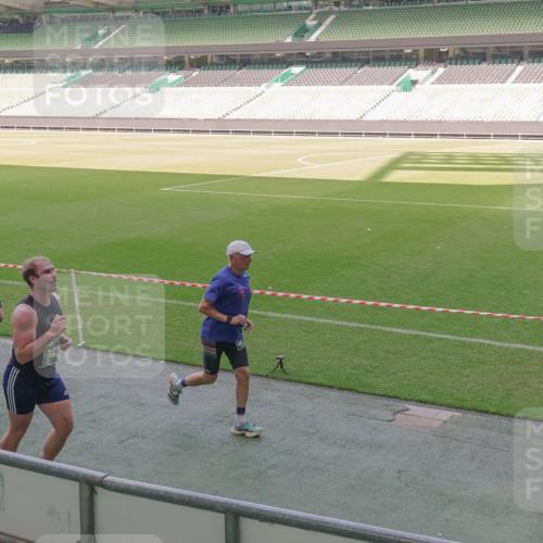 13.09.2026 - 21. swb-Marathon Bremen Michael Burmester http://msf.ph/oto/10339265 13.09.2026 13:18:28 Laufen im Stadion 311, 404, 486, 546, 588, 732, 753, 837, 921, 1057, 1424, 1425, 1431, 1506, 1765, 1790, 1813, 1844, 1868, 2056, 2067, 2096, 2123, 2137, 2224, 2294, 2357, 2358, 2389, 2419, 2453, 2532, 2550, 2557, 2563, 2586, 2601, 2614, 2622, 2647, 2655, 2786, 2843, 2845, 2849, 2857, 2879, 2880, 2893, 2944, 2983, 2984, 2999, 3031, 3046, 3072, 3096, 3100, 3104, 3146, 3180, 3189, 3195, 3198, 3210, 3285, 3287, 3314, 3337, 3421, 3431, 3476, 3479, 3537, 3548, 3619, 3633, 3654, 3740, 3879, 4478 meine-sportfotos.de