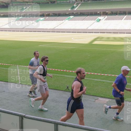 13.09.2026 - 21. swb-Marathon Bremen Michael Burmester http://msf.ph/oto/10339273 13.09.2026 13:18:29 Laufen im Stadion 311, 404, 486, 546, 588, 732, 753, 837, 921, 1057, 1424, 1425, 1431, 1506, 1765, 1790, 1813, 1844, 1868, 2056, 2067, 2096, 2123, 2137, 2224, 2294, 2357, 2358, 2389, 2419, 2453, 2532, 2550, 2557, 2563, 2586, 2601, 2614, 2622, 2647, 2655, 2786, 2843, 2845, 2849, 2857, 2879, 2880, 2893, 2944, 2983, 2984, 2999, 3031, 3046, 3072, 3096, 3100, 3104, 3146, 3180, 3189, 3195, 3198, 3210, 3285, 3287, 3314, 3337, 3421, 3431, 3476, 3479, 3537, 3548, 3619, 3633, 3654, 3740, 3879, 4478 meine-sportfotos.de
