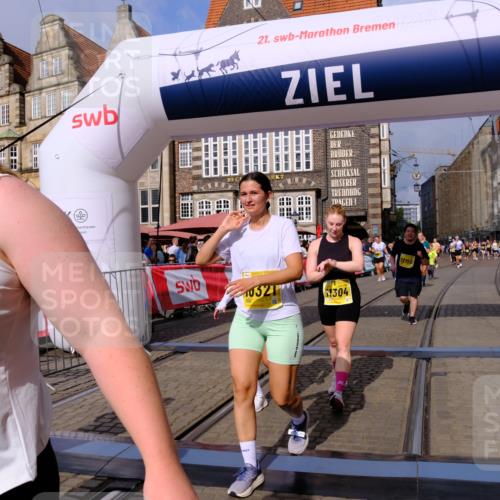 13.09.2026 - 21. swb-Marathon Bremen Tim E. http://msf.ph/oto/10339275 13.09.2026 11:09:26 Ziel 10217, 10314, 10321, 10455, 10570, 10630, 10686, 10983, 11011, 11091, 11138, 11304, 11531, 11578, 11764, 11905, 11987, 12155, 12192, 12337, 12491, 12554 meine-sportfotos.de