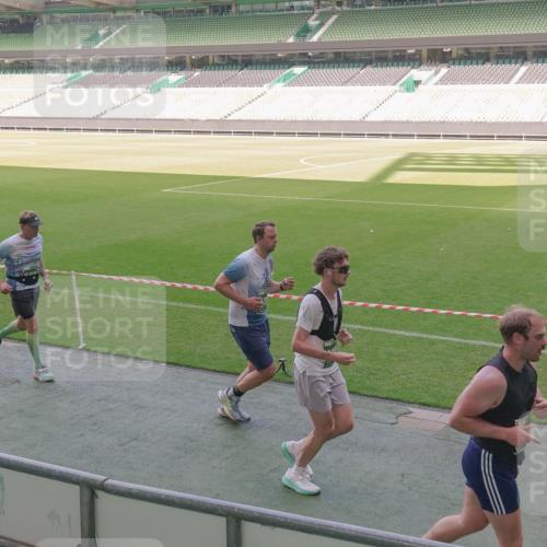 13.09.2026 - 21. swb-Marathon Bremen Michael Burmester http://msf.ph/oto/10339278 13.09.2026 13:18:30 Laufen im Stadion 311, 404, 486, 546, 588, 732, 753, 837, 921, 1424, 1425, 1431, 1506, 1765, 1790, 1844, 1868, 2056, 2067, 2096, 2123, 2137, 2224, 2294, 2357, 2358, 2389, 2419, 2453, 2532, 2557, 2563, 2586, 2601, 2614, 2622, 2647, 2655, 2786, 2843, 2845, 2849, 2857, 2879, 2880, 2893, 2944, 2983, 2984, 2999, 3031, 3046, 3072, 3096, 3100, 3104, 3146, 3180, 3189, 3195, 3198, 3210, 3285, 3287, 3314, 3337, 3421, 3431, 3476, 3537, 3548, 3619, 3633, 3654, 3740, 3879, 4478 meine-sportfotos.de