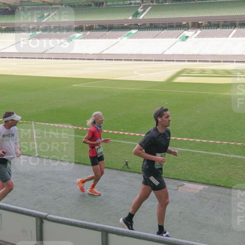 13.09.2026 - 21. swb-Marathon Bremen Michael Burmester http://msf.ph/oto/10339302 13.09.2026 13:18:34 Laufen im Stadion 311, 404, 486, 512, 546, 588, 732, 753, 837, 921, 1424, 1425, 1431, 1506, 1765, 1790, 1844, 1868, 2056, 2067, 2096, 2123, 2137, 2224, 2240, 2294, 2357, 2358, 2389, 2419, 2453, 2532, 2557, 2563, 2601, 2614, 2622, 2647, 2655, 2703, 2786, 2843, 2845, 2849, 2857, 2879, 2880, 2893, 2944, 2983, 2984, 2999, 3031, 3046, 3072, 3096, 3100, 3104, 3146, 3180, 3189, 3195, 3198, 3210, 3285, 3287, 3314, 3337, 3421, 3431, 3476, 3537, 3548, 3619, 3633, 3654, 3740, 3879, 4478 meine-sportfotos.de