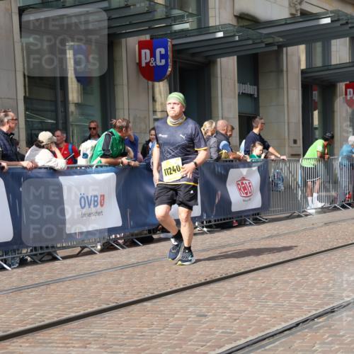 13.09.2026 - 21. swb-Marathon Bremen Strokosch-Dieckow http://msf.ph/oto/10339325 13.09.2026 11:06:25 Ziel 10323, 10378, 10654, 10663, 10795, 10849, 10989, 11021, 11066, 11240, 11370, 12124, 12146, 12219, 12249, 12485, 10375, 10376, 10681, 10682, 10852, 10853, 11028, 11029, 11340, 11374, 11432, 11460, 11674, 11690, 11729, 11786, 11849, 12217, 12479 meine-sportfotos.de