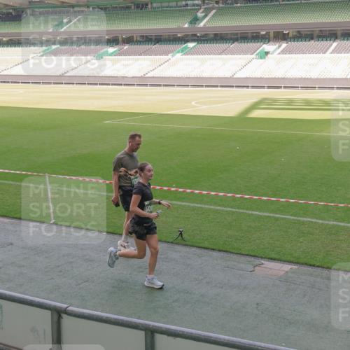 13.09.2026 - 21. swb-Marathon Bremen Michael Burmester http://msf.ph/oto/10339329 13.09.2026 13:18:40 Laufen im Stadion 311, 333, 404, 486, 512, 546, 588, 732, 753, 837, 921, 938, 1424, 1425, 1431, 1506, 1765, 1790, 1844, 1868, 2056, 2096, 2123, 2137, 2224, 2240, 2294, 2357, 2358, 2389, 2419, 2453, 2557, 2563, 2601, 2614, 2622, 2647, 2655, 2689, 2703, 2786, 2843, 2845, 2849, 2857, 2879, 2880, 2893, 2944, 2983, 2984, 2999, 3031, 3046, 3072, 3096, 3100, 3146, 3180, 3189, 3198, 3210, 3285, 3287, 3314, 3337, 3421, 3431, 3476, 3537, 3548, 3619, 3633, 3654, 3740, 3879, 4478 meine-sportfotos.de