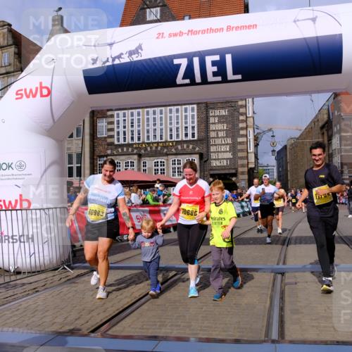 13.09.2026 - 21. swb-Marathon Bremen Tim E. http://msf.ph/oto/10339332 13.09.2026 11:09:33 Ziel 10314, 10321, 10556, 10570, 10630, 10664, 10686, 10694, 10769, 10823, 10983, 11091, 11138, 11304, 11578, 11764, 11882, 11883, 11914, 11915, 11987, 11995, 12155, 12322, 12337, 12491, 13607 meine-sportfotos.de