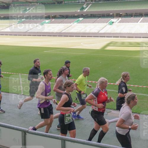 13.09.2026 - 21. swb-Marathon Bremen Michael Burmester http://msf.ph/oto/10339376 13.09.2026 13:18:48 Laufen im Stadion 311, 333, 404, 486, 512, 546, 732, 753, 837, 921, 938, 1424, 1425, 1431, 1506, 1765, 1790, 1844, 1868, 2056, 2123, 2137, 2224, 2240, 2294, 2315, 2357, 2358, 2389, 2419, 2453, 2557, 2563, 2601, 2614, 2622, 2647, 2689, 2702, 2703, 2786, 2843, 2845, 2849, 2857, 2879, 2880, 2893, 2944, 2983, 2984, 2999, 3031, 3046, 3072, 3096, 3100, 3146, 3180, 3189, 3198, 3210, 3285, 3287, 3337, 3421, 3431, 3476, 3537, 3548, 3619, 3633, 3654, 3740, 3879, 4478 meine-sportfotos.de
