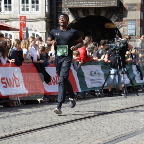 13.09.2026 - 21. swb-Marathon Bremen Strokosch-Dieckow http://msf.ph/oto/10339388 13.09.2026 13:20:17 Ziel 205, 411, 431, 495, 511, 1053, 1252, 1390, 1551, 1972, 2343, 2807, 3240, 3319, 3411, 3966, 4101, 4287, 5340, 5389, 5813, 5837, 6663, 7404, 7488, 7531, 8263, 9082, 9359, 13192, 201, 232, 334, 1197, 1646, 2493, 2577, 2953, 3813, 4351, 4358, 5137, 5450, 5493, 6495, 6496, 6901, 8178, 9047, 9721, 13222 meine-sportfotos.de