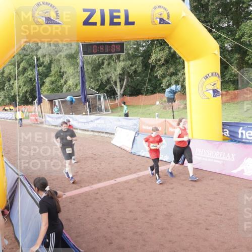 13.09.2026 - Airport Race Dennis Weichert http://msf.ph/oto/10339413 13.09.2026 10:41:37 Ziel 4044, 4045, 5066, 5403 meine-sportfotos.de