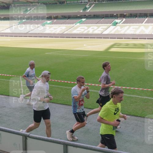 13.09.2026 - 21. swb-Marathon Bremen Michael Burmester http://msf.ph/oto/10339423 13.09.2026 13:18:54 Laufen im Stadion 311, 333, 404, 486, 512, 546, 732, 753, 837, 921, 938, 1156, 1424, 1425, 1431, 1506, 1765, 1790, 1844, 1868, 2056, 2123, 2137, 2224, 2240, 2294, 2315, 2357, 2358, 2419, 2453, 2557, 2563, 2601, 2614, 2622, 2626, 2647, 2689, 2702, 2703, 2722, 2786, 2843, 2845, 2849, 2857, 2879, 2880, 2893, 2944, 2983, 2999, 3031, 3046, 3072, 3096, 3100, 3116, 3146, 3180, 3189, 3198, 3210, 3263, 3285, 3287, 3337, 3421, 3431, 3476, 3537, 3548, 3619, 3633, 3654, 3740, 3879, 4478 meine-sportfotos.de