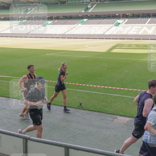 13.09.2026 - 21. swb-Marathon Bremen Michael Burmester http://msf.ph/oto/10339437 13.09.2026 13:18:56 Laufen im Stadion 311, 333, 404, 486, 512, 546, 732, 753, 837, 921, 938, 1156, 1424, 1425, 1431, 1506, 1765, 1790, 1844, 1868, 2056, 2123, 2137, 2224, 2240, 2294, 2315, 2357, 2358, 2453, 2557, 2563, 2601, 2614, 2622, 2626, 2647, 2689, 2702, 2703, 2722, 2786, 2843, 2845, 2849, 2857, 2879, 2880, 2893, 2944, 2983, 2999, 3031, 3046, 3072, 3096, 3100, 3116, 3146, 3180, 3189, 3198, 3210, 3243, 3263, 3285, 3287, 3337, 3421, 3476, 3537, 3548, 3619, 3633, 3654, 3740, 3879, 4478 meine-sportfotos.de