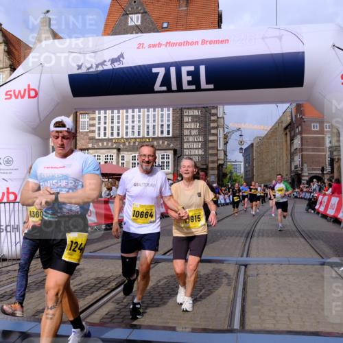 13.09.2026 - 21. swb-Marathon Bremen Tim E. http://msf.ph/oto/10339443 13.09.2026 11:09:37 Ziel 10314, 10556, 10664, 10686, 10694, 10769, 10823, 10981, 10983, 11091, 11225, 11304, 11578, 11764, 11882, 11883, 11914, 11915, 11987, 11995, 12155, 12322, 12491, 12532, 13607 meine-sportfotos.de