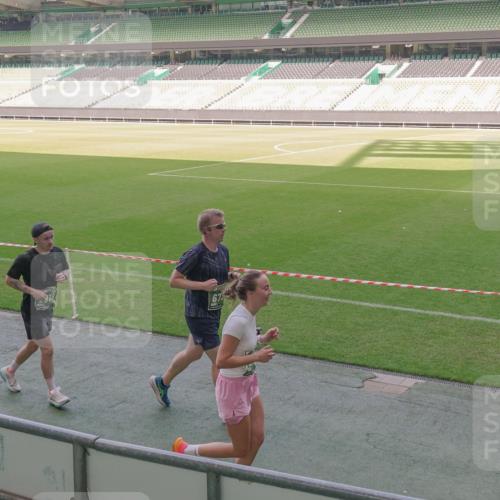 13.09.2026 - 21. swb-Marathon Bremen Michael Burmester http://msf.ph/oto/10339455 13.09.2026 13:19:00 Laufen im Stadion 311, 333, 404, 486, 512, 546, 732, 753, 837, 921, 938, 1156, 1431, 1506, 1765, 1844, 1868, 1916, 2056, 2123, 2137, 2224, 2240, 2294, 2315, 2357, 2358, 2453, 2557, 2563, 2601, 2614, 2622, 2626, 2647, 2689, 2702, 2703, 2722, 2786, 2843, 2845, 2849, 2857, 2879, 2880, 2893, 2944, 2983, 2999, 3031, 3046, 3072, 3096, 3100, 3116, 3146, 3180, 3189, 3198, 3210, 3243, 3263, 3285, 3287, 3315, 3337, 3421, 3476, 3537, 3548, 3619, 3633, 3654, 3740, 3879, 4478 meine-sportfotos.de