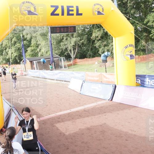 13.09.2026 - Airport Race Dennis Weichert http://msf.ph/oto/10339478 13.09.2026 10:42:03 Ziel 4066, 5102, 5103 meine-sportfotos.de