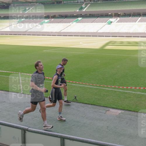 13.09.2026 - 21. swb-Marathon Bremen Michael Burmester http://msf.ph/oto/10339480 13.09.2026 13:19:05 Laufen im Stadion 311, 333, 404, 486, 512, 546, 732, 753, 837, 921, 938, 1156, 1431, 1506, 1765, 1844, 1868, 1916, 2056, 2123, 2137, 2224, 2240, 2294, 2315, 2357, 2358, 2453, 2557, 2563, 2614, 2622, 2626, 2647, 2689, 2702, 2703, 2722, 2786, 2843, 2845, 2849, 2857, 2879, 2880, 2893, 2944, 2983, 2999, 3031, 3046, 3072, 3096, 3100, 3116, 3146, 3189, 3198, 3210, 3243, 3263, 3285, 3287, 3315, 3476, 3537, 3548, 3619, 3633, 3654, 3740, 3879, 4478 meine-sportfotos.de