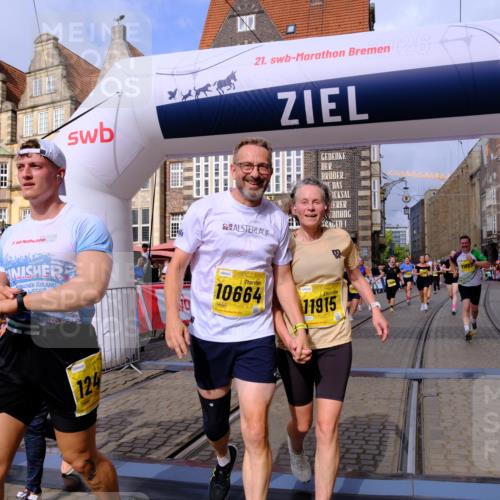13.09.2026 - 21. swb-Marathon Bremen Tim E. http://msf.ph/oto/10339487 13.09.2026 11:09:37 Ziel 10314, 10556, 10664, 10686, 10694, 10769, 10823, 10981, 10983, 11091, 11225, 11304, 11578, 11764, 11882, 11883, 11914, 11915, 11987, 11995, 12155, 12322, 12491, 12532, 13607 meine-sportfotos.de