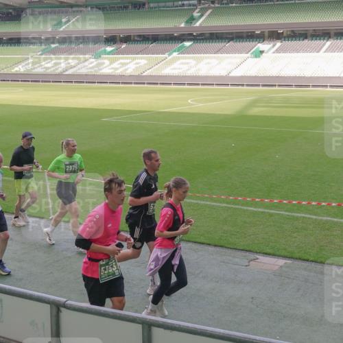 13.09.2026 - 21. swb-Marathon Bremen Michael Burmester http://msf.ph/oto/10339525 13.09.2026 13:19:11 Laufen im Stadion 311, 333, 404, 464, 486, 512, 546, 732, 753, 837, 921, 938, 1066, 1156, 1431, 1506, 1765, 1844, 1868, 1916, 2056, 2123, 2137, 2224, 2240, 2294, 2315, 2357, 2358, 2453, 2557, 2563, 2614, 2622, 2626, 2689, 2702, 2703, 2722, 2756, 2786, 2843, 2845, 2849, 2857, 2879, 2880, 2893, 2944, 2983, 2999, 3031, 3046, 3059, 3072, 3096, 3100, 3116, 3146, 3189, 3198, 3210, 3243, 3263, 3285, 3287, 3315, 3476, 3537, 3619, 3633, 3654, 3740, 3879, 4478 meine-sportfotos.de