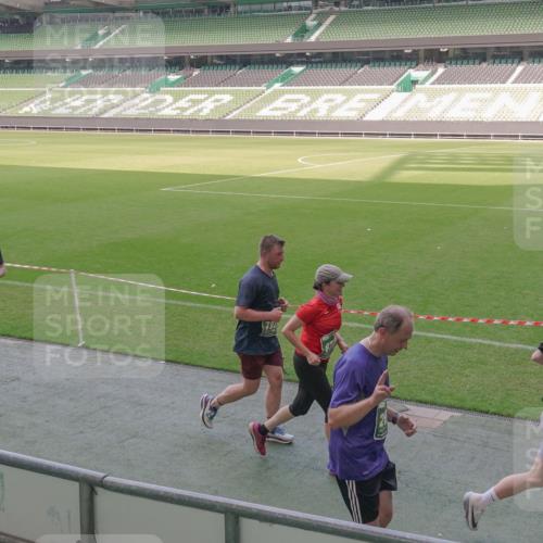 13.09.2026 - 21. swb-Marathon Bremen Michael Burmester http://msf.ph/oto/10339569 13.09.2026 13:19:14 Laufen im Stadion 333, 404, 464, 486, 512, 546, 732, 753, 837, 921, 938, 1066, 1156, 1431, 1506, 1765, 1844, 1868, 1916, 2056, 2123, 2137, 2224, 2240, 2294, 2315, 2357, 2358, 2453, 2557, 2563, 2614, 2622, 2626, 2689, 2702, 2703, 2722, 2756, 2786, 2843, 2845, 2849, 2857, 2879, 2880, 2893, 2944, 2983, 2999, 3031, 3046, 3059, 3072, 3096, 3100, 3116, 3146, 3189, 3198, 3210, 3243, 3263, 3285, 3287, 3315, 3476, 3537, 3619, 3633, 3654, 3740, 3879, 4478 meine-sportfotos.de