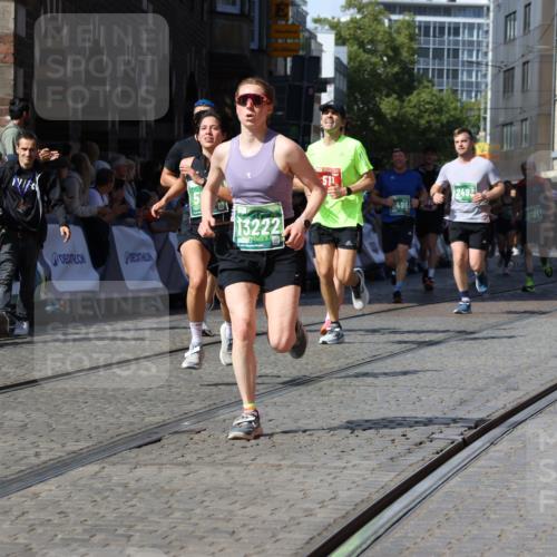13.09.2026 - 21. swb-Marathon Bremen Strokosch-Dieckow http://msf.ph/oto/10339587 13.09.2026 13:20:23 Ziel 205, 411, 431, 495, 511, 655, 1053, 1058, 1252, 1390, 1537, 1551, 1931, 1972, 2122, 2343, 2807, 2885, 2903, 3240, 3411, 3685, 3690, 4287, 5340, 5389, 5813, 5837, 6663, 7341, 7404, 7488, 7531, 9518, 9756, 13192, 201, 334, 876, 1197, 1528, 1646, 2493, 2953, 3813, 4174, 4357, 4358, 5493, 5855, 6495, 6496, 7411, 9162, 9721, 9949 meine-sportfotos.de