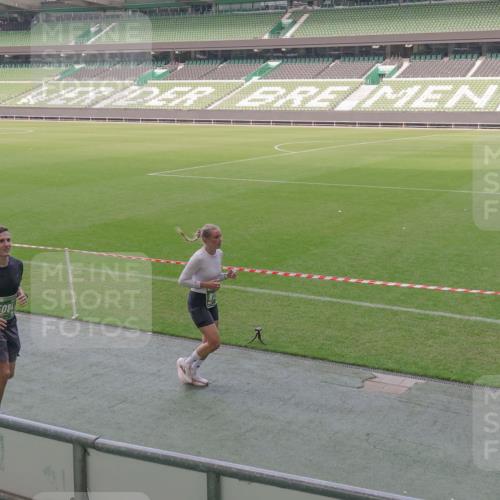 13.09.2026 - 21. swb-Marathon Bremen Michael Burmester http://msf.ph/oto/10339606 13.09.2026 13:19:20 Laufen im Stadion 333, 404, 464, 486, 512, 546, 732, 753, 837, 921, 938, 1066, 1156, 1431, 1506, 1765, 1844, 1868, 1916, 2028, 2056, 2123, 2137, 2224, 2240, 2294, 2315, 2357, 2358, 2453, 2557, 2563, 2614, 2622, 2626, 2689, 2702, 2703, 2722, 2756, 2786, 2843, 2845, 2849, 2857, 2879, 2880, 2893, 2944, 2983, 2999, 3031, 3046, 3059, 3072, 3096, 3100, 3116, 3146, 3189, 3198, 3210, 3243, 3263, 3285, 3287, 3310, 3315, 3476, 3537, 3619, 3633, 3654, 3740, 3879, 4478 meine-sportfotos.de