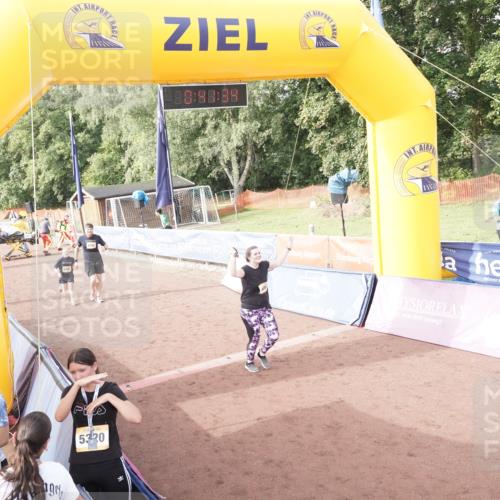 13.09.2026 - Airport Race Dennis Weichert http://msf.ph/oto/10339630 13.09.2026 10:42:07 Ziel 4066, 5102, 5103 meine-sportfotos.de